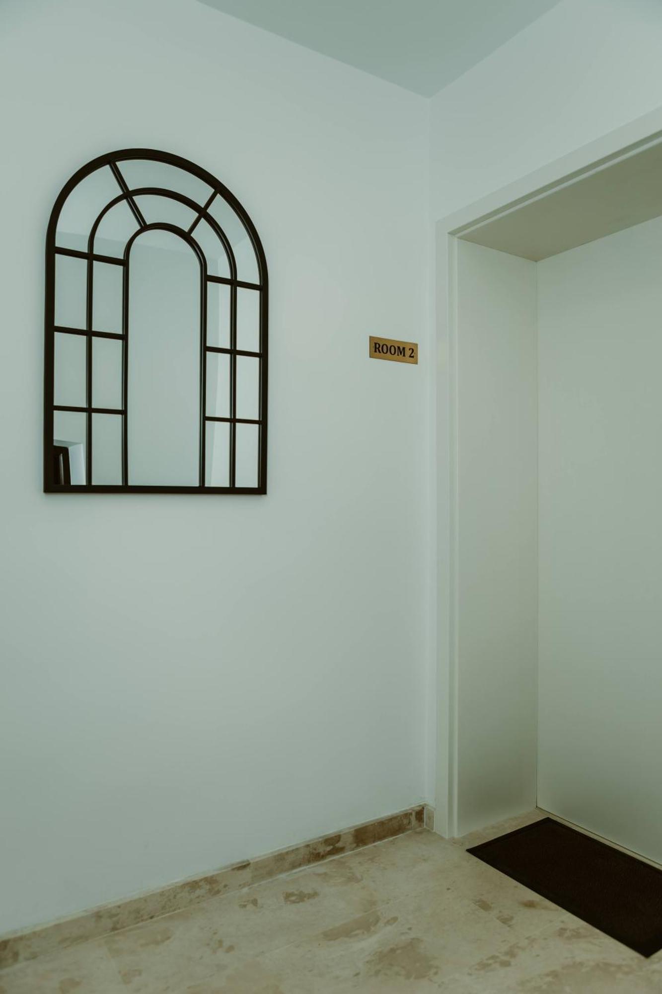 Arini White House Apartment Сибиу Екстериор снимка